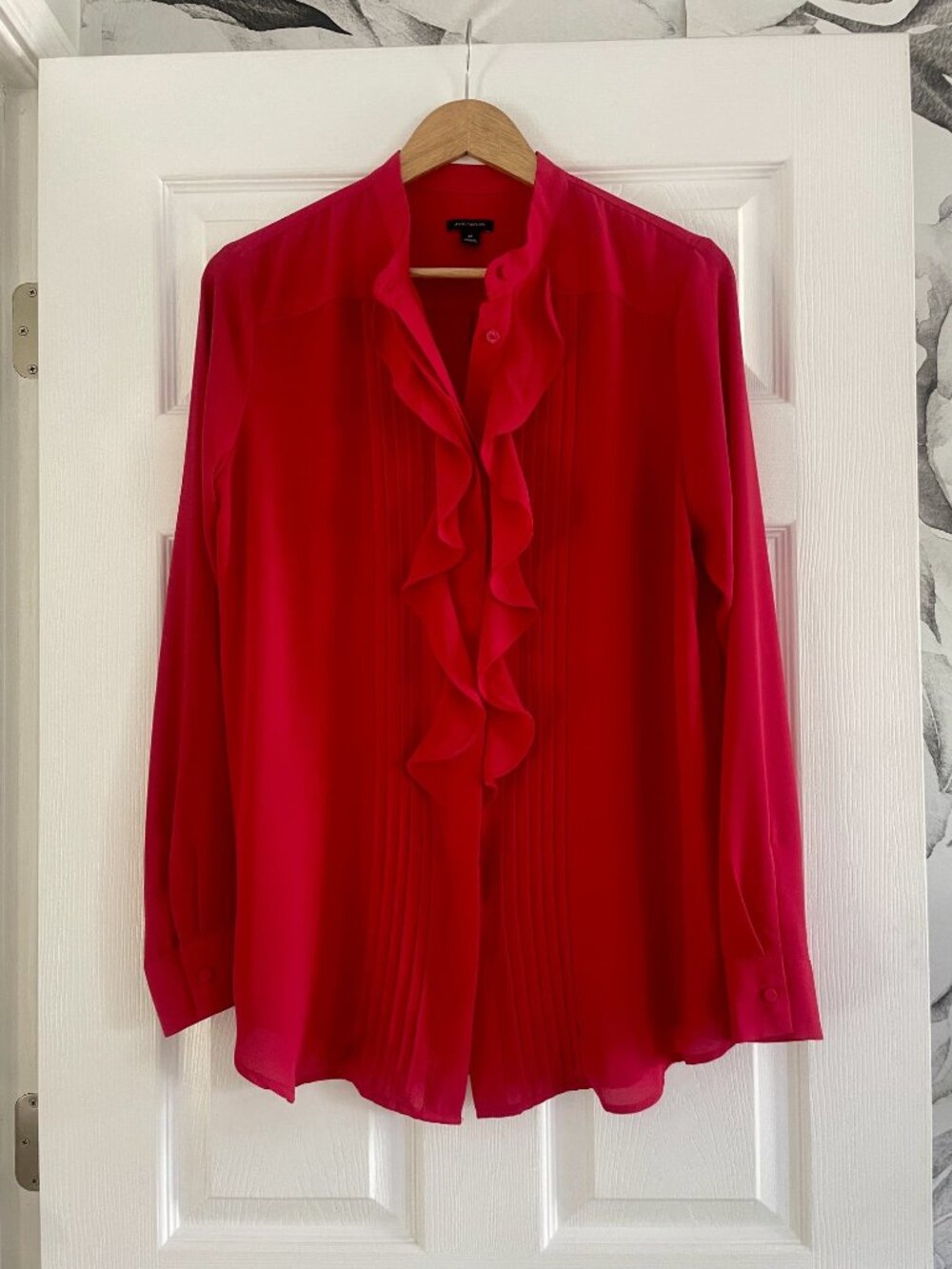Ann Taylor Ruffle Front Blouse, Medium Tall